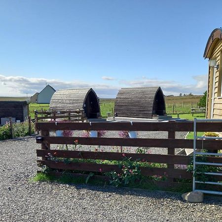 Hillside Camping Pods And Shepherd'S Hut Hotell Wick  Eksteriør bilde