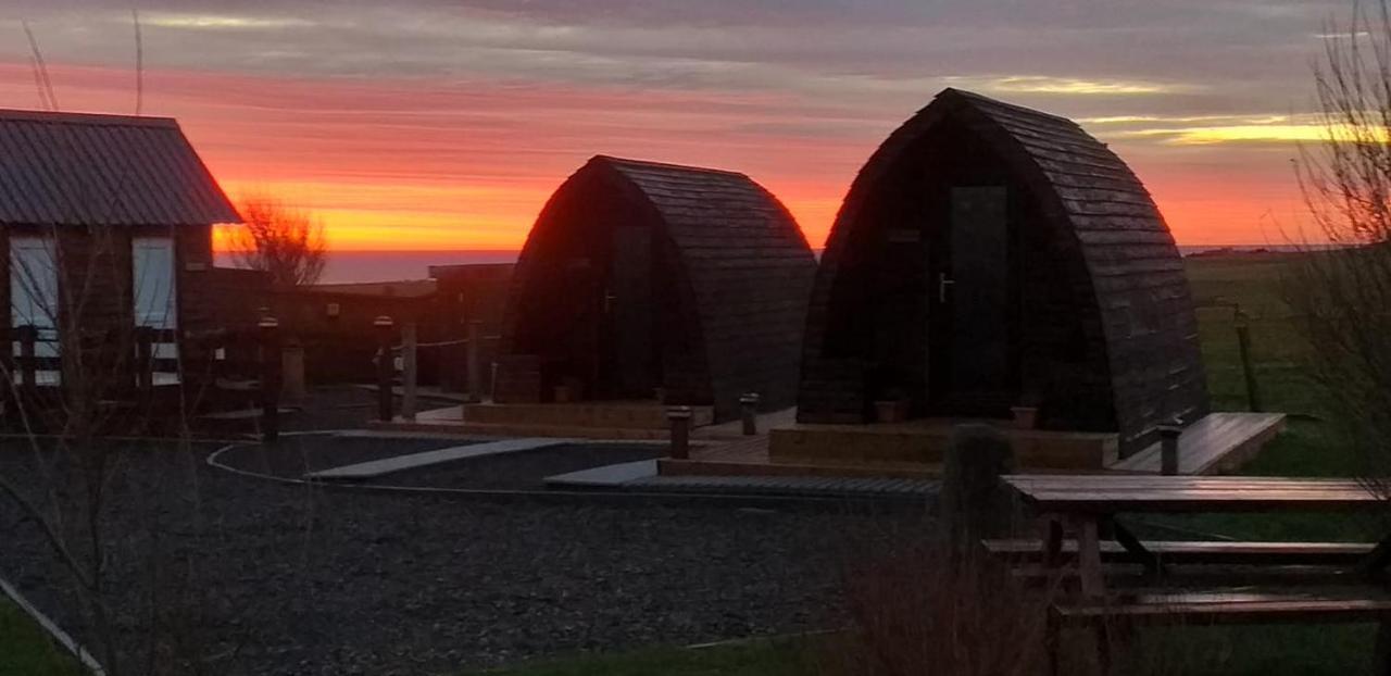 Hillside Camping Pods And Shepherd'S Hut Hotell Wick  Eksteriør bilde