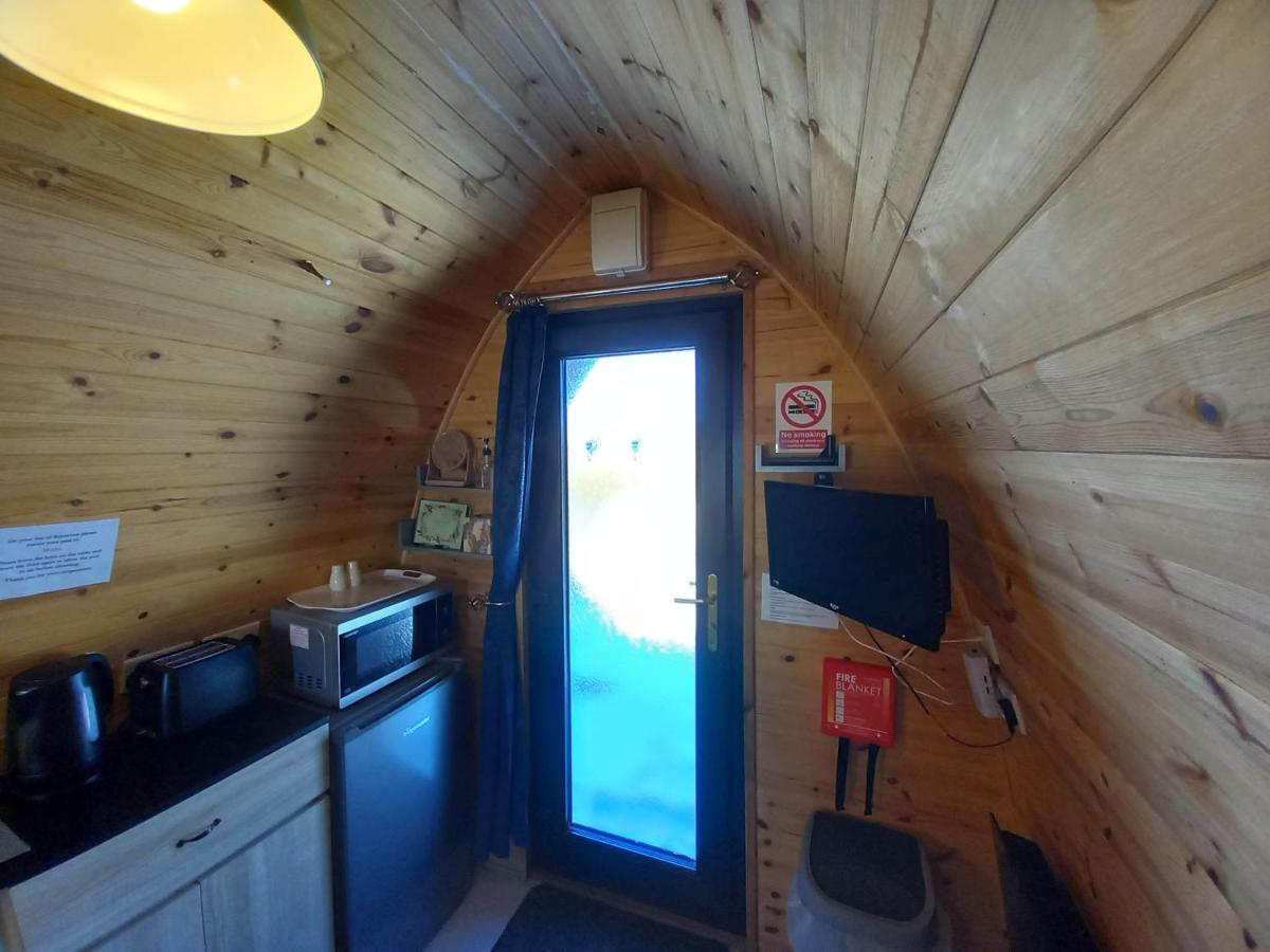 Hillside Camping Pods And Shepherd'S Hut Hotell Wick  Eksteriør bilde